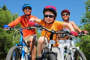Правила езды на велосипеде для школьников и их родителей