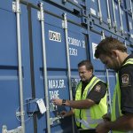 вскрытие контейнера на таможне фото