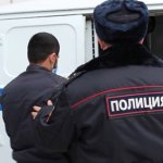 'Задержание группы лиц, подозреваемых в кражах парфюмерной продукции в Нижнем Тагиле (2020)|Фото: Пресс-группа МУ МВД России "Нижнетагильское"' data-imageid="185431